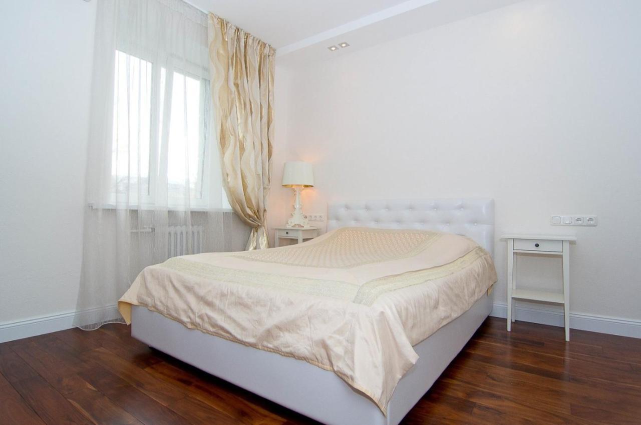 Home Apart 4 Минск Екстериор снимка