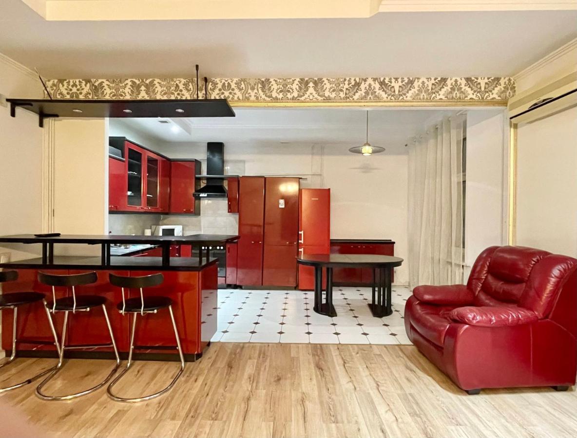 Home Apart 4 Минск Екстериор снимка