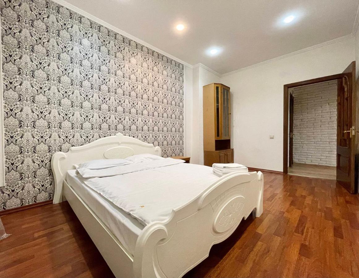 Home Apart 4 Минск Екстериор снимка