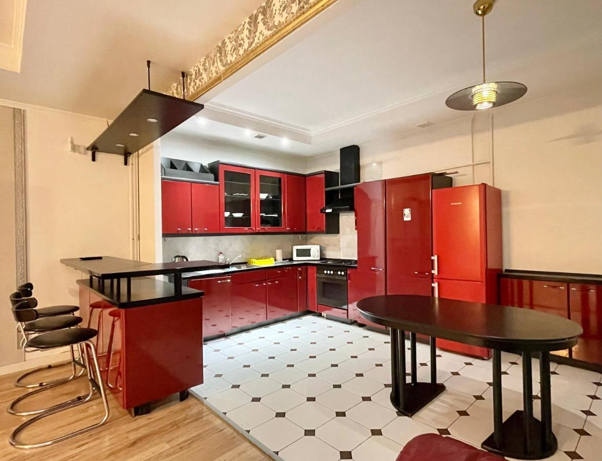 Home Apart 4 Минск Екстериор снимка